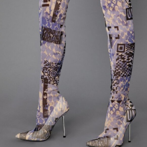 QR CUTIE THIGH HIGH BOOTS - Picture 1 of 5